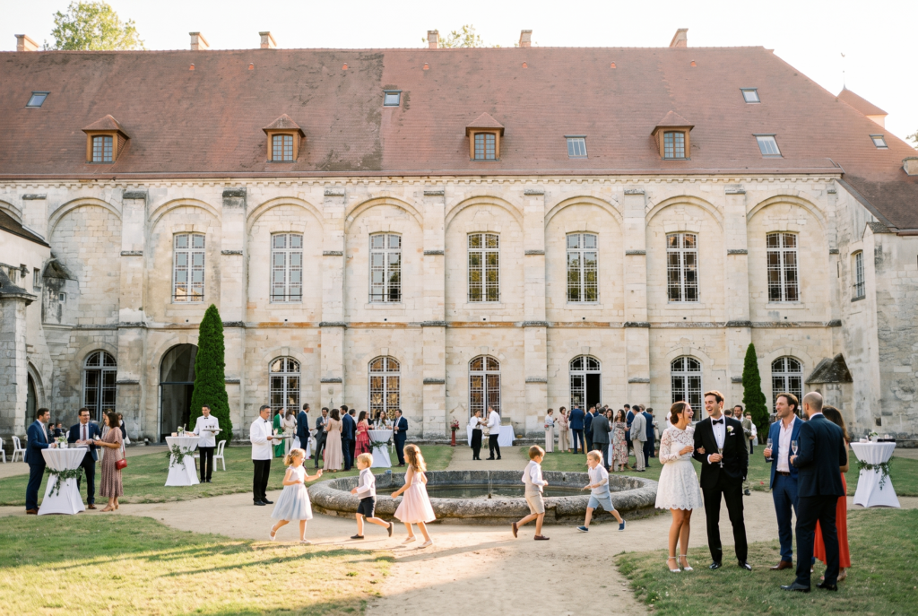 Video de mariage à Abbaye de Longpont dans Oise • Hauts-de-France